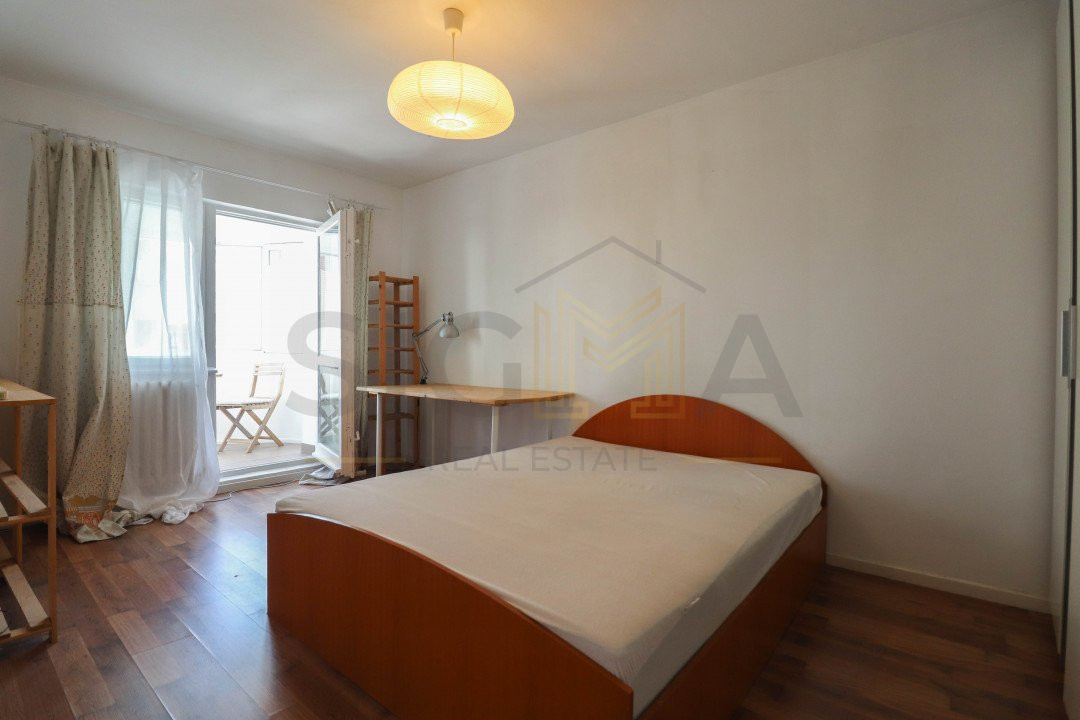 Apartament cu 3 camere de vanzare in zona str Dorobantilor!