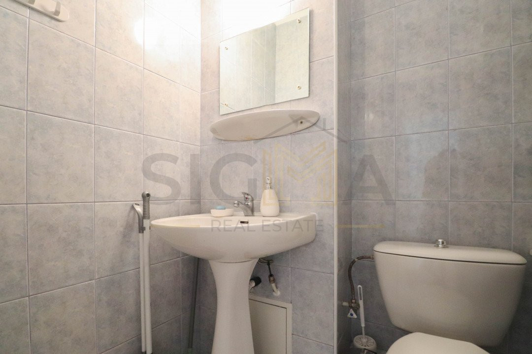 Apartament cu 3 camere de vanzare in zona str Dorobantilor!