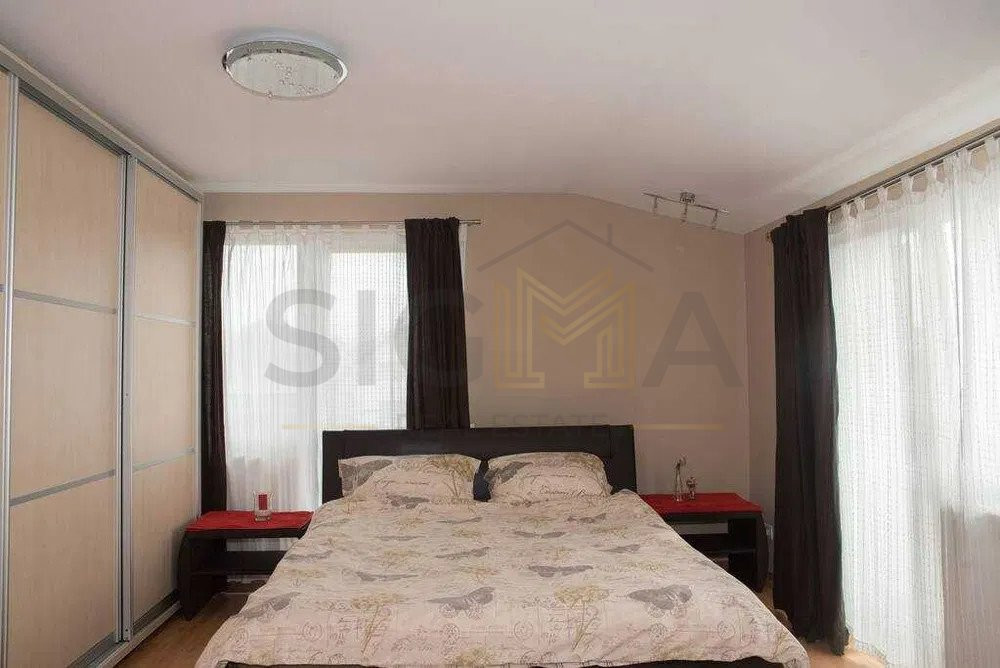 Apartament de inchiriat cu scara interioara langa Iullius Mall