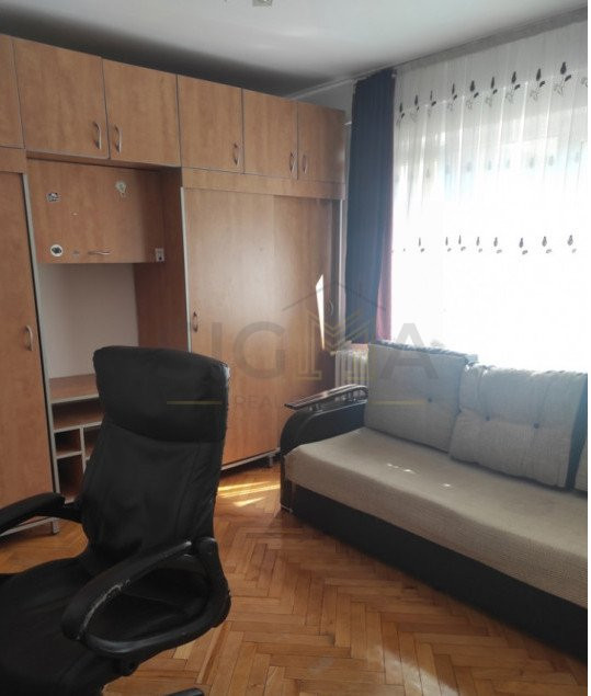 Apartament etaj intermediar cu 2 camere in Zorilor 