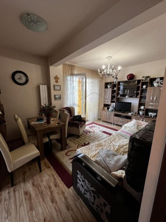 Apartament cu 2 camere de vanzare in Zorilor!