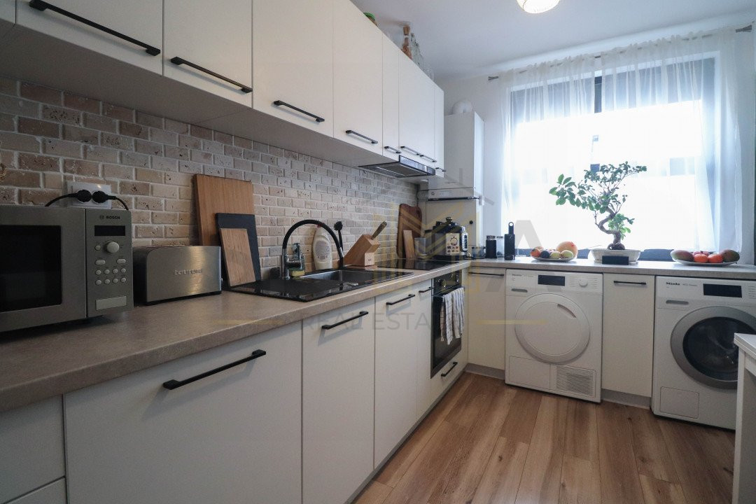 Apartament in vila, curte proprie, in Borhanci!