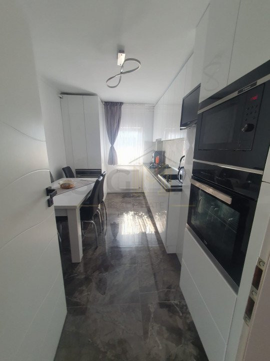 Apartament cu 4 camere de vanzare in Manastur, Pod Calvaria!