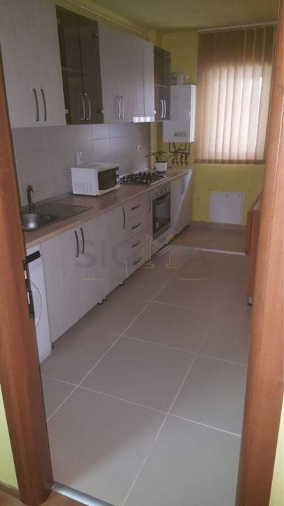 Apartament cu o camere de vanzare in Iris, zona Terapia!