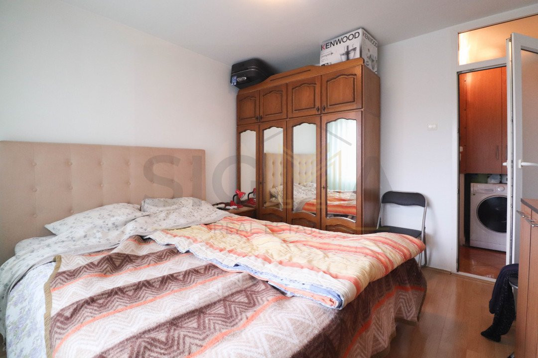 Apartament cu 3 camere, etaj intermediar, cartier Intre Lacuri!