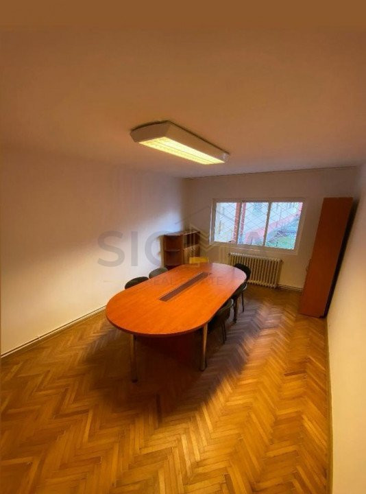 Spatiu pentru birou de inchiriat in Gheorgheni!