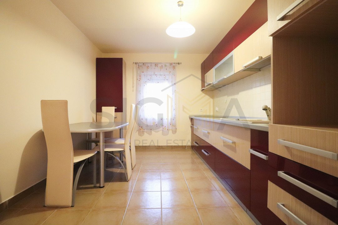 Apartament cu 4 camere, etaj 1, Plopilor!