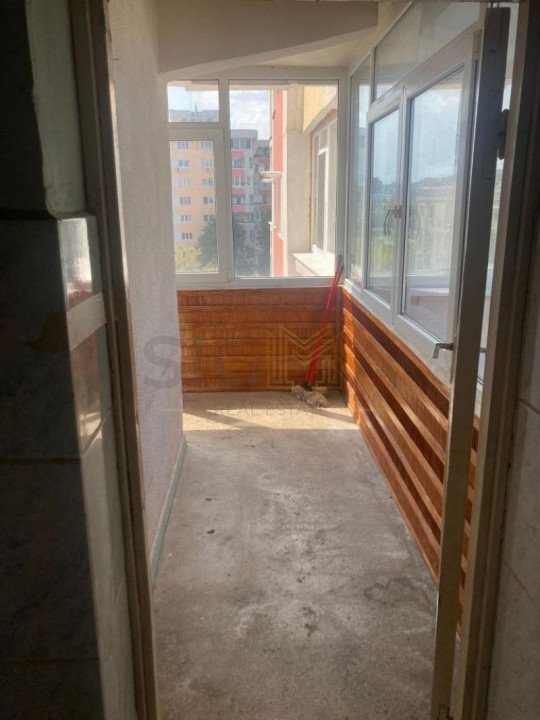 Apartament cu 2 camere de vanzare in cartierul Intre Lacuri, etaj intermediar!