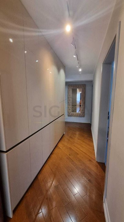 Apartament cu 3 camere de inchiriat in Andrei Muresanu!