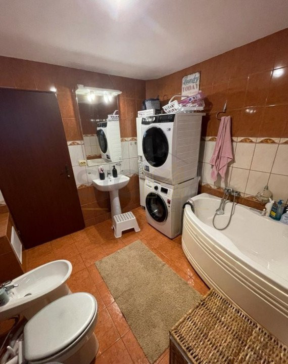 Apartament cu 3 camere de vanzare in Manastur!