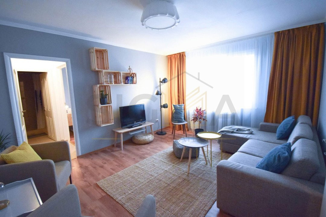 Apartament cu 3 camere de inchiriat in zona Piata Mihai Viteazu!