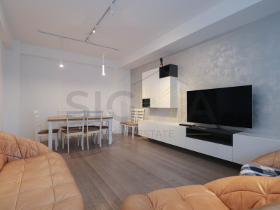 Apartament cu 3 camere de inchiriat in Sopor!