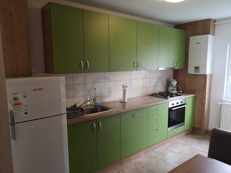 Apartament cu 3 camere de inchiriat in Zorilor!