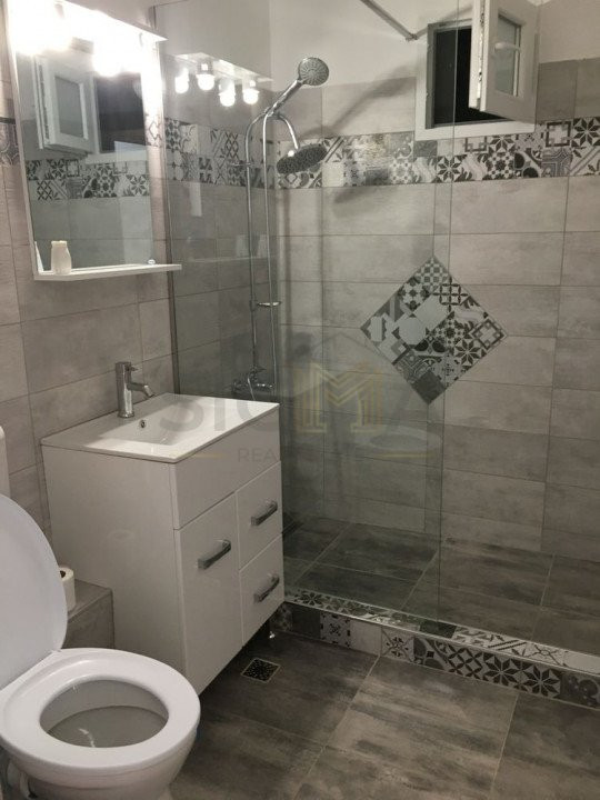 Apartament cu trei camere in zona Zorilor!