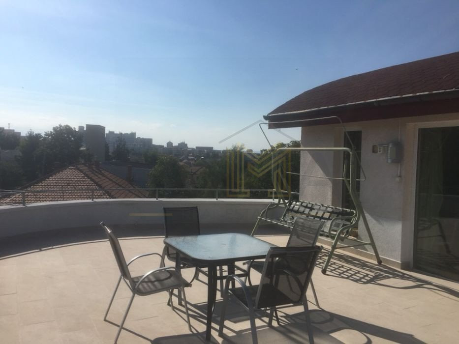 Apartament cu doua camere in Zorilor!