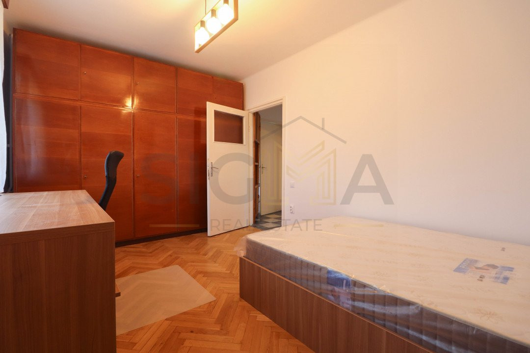 Apartament cu 3 camere de inchiriat, zona UMF!