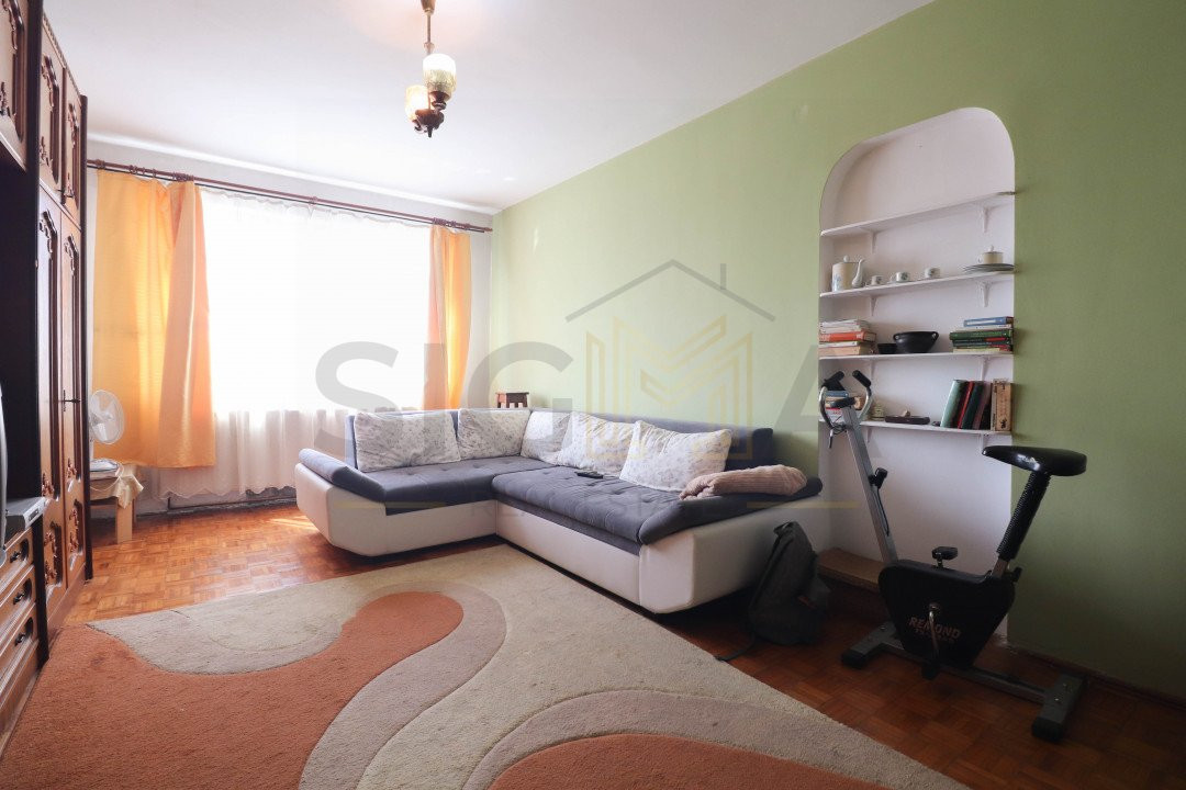 Apartament cu 2 camere de vanzare in zona parcul Feroviarilor!