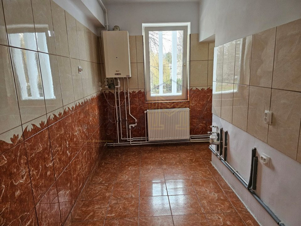 Apartament in zona parcului central!