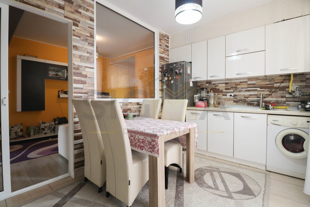 Apartament cu 3 camere in Floresti, zona str. Eroilor!