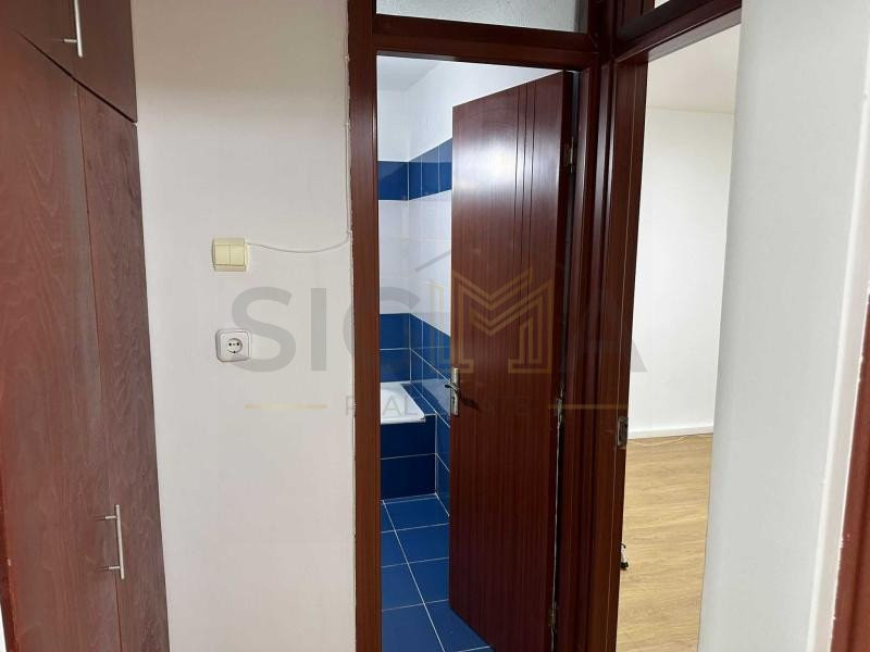 Apartament cu 3 camere de vanzare in Zorilor!