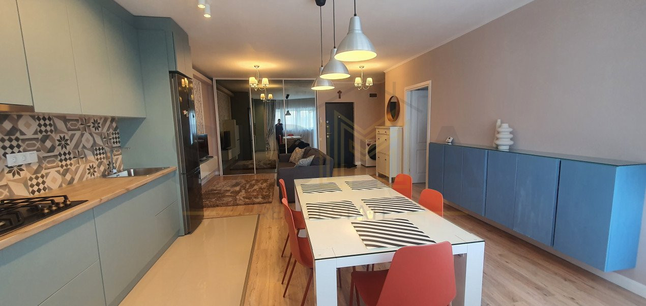 Apartament modern cu doua camere in Buna Ziua!