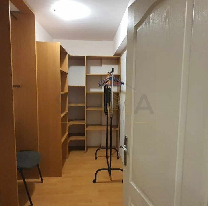 Apartament de vanzare cu doua camere in Zorilor!