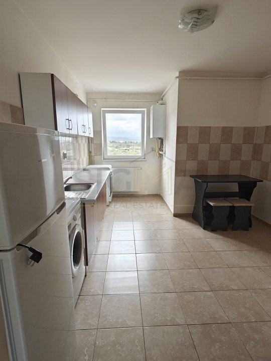 Apartament decomandat cu 2 camere, in zona Vivo Mall