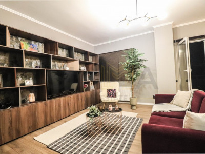 Apartament 2 camere cu parcare, zona Fsega