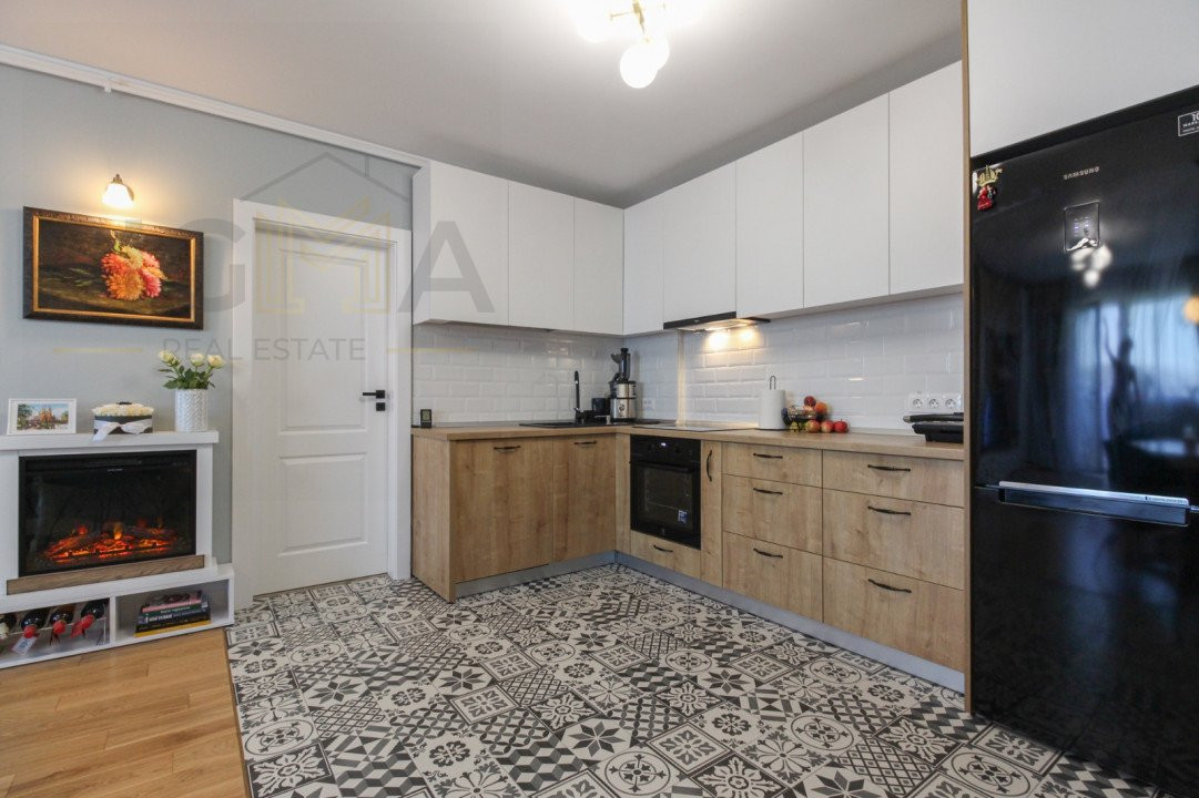 Apartament 3 camere, 72mp, zona Vivo!