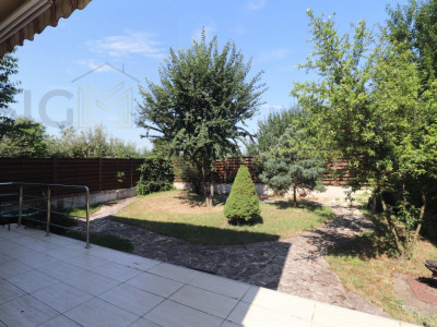 Casa de inchiriat cu garaj in Borhanci!