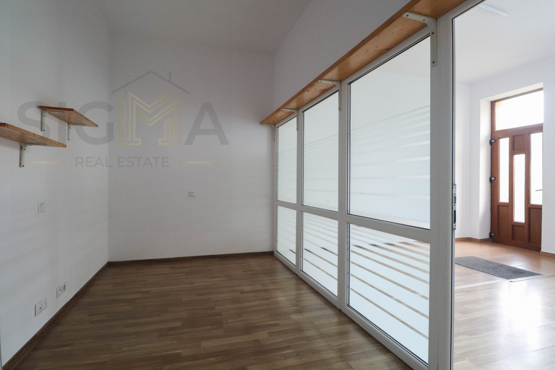 Spatiu pentru birou de inchiriat in zona semicentrala, 21 Decembrie!