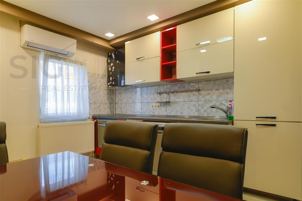 Comision 0% Apartament 4 camere, etaj 1, decomandat, Manastur!