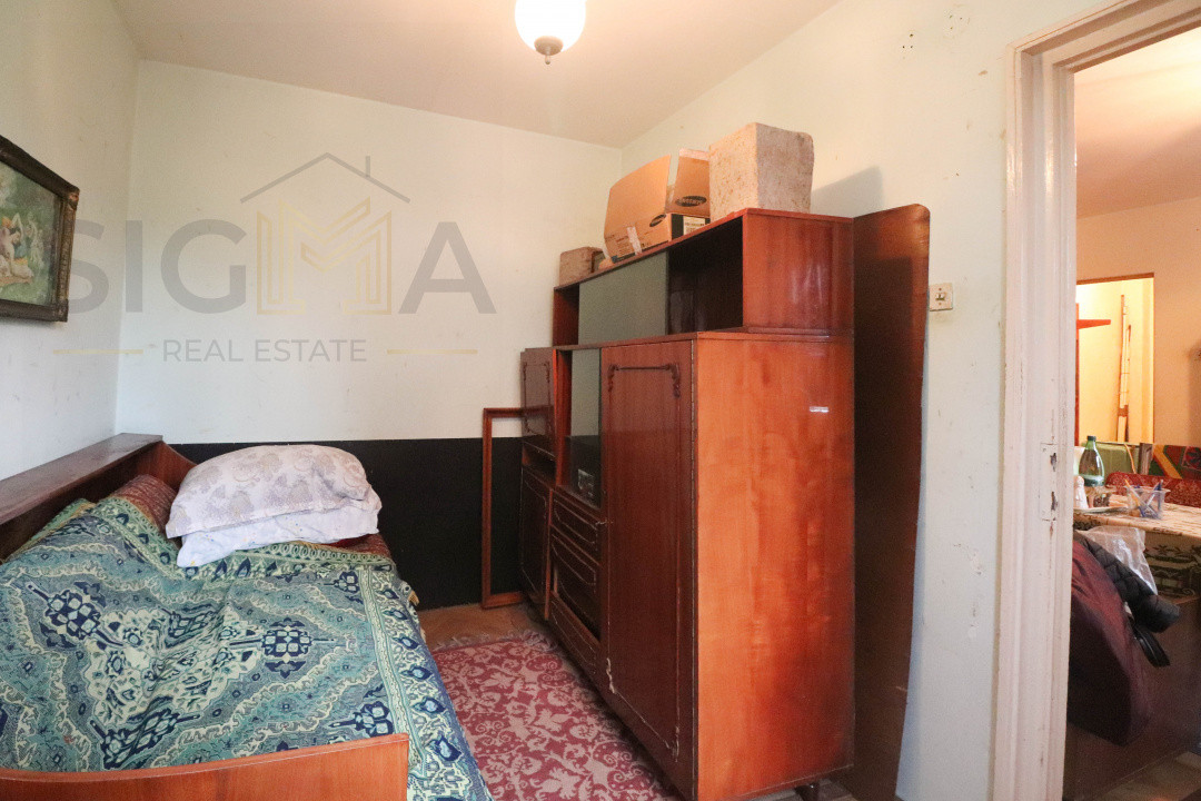 Apartament 2 camere, etaj 2, zona Diana!