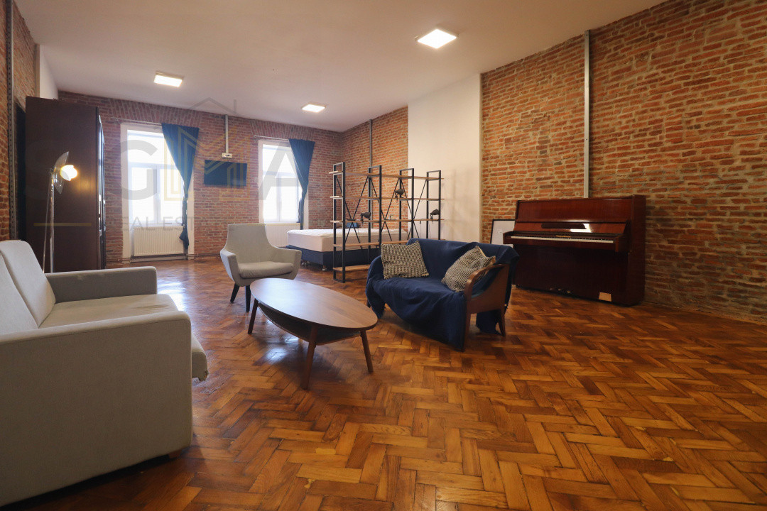 Apartament boem in inima Clujului, 86 mp, vedere superba spre Piata Unirii