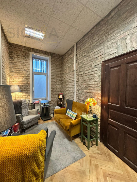 Spatiu pentru birou de inchiriat in zona semicentrala!