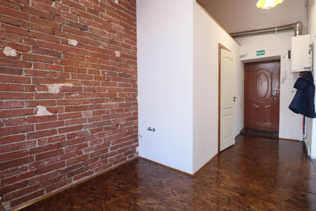 Spatiu pentru birou de inchiriat in zona centrala!