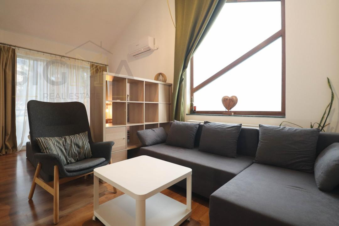 Apartament cochet la casa, parcare, zona semicentrala!