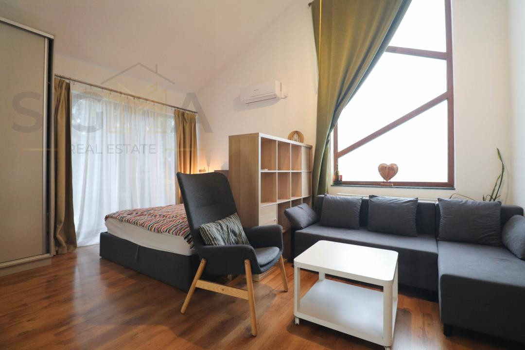 Apartament cochet la casa, parcare, zona semicentrala!