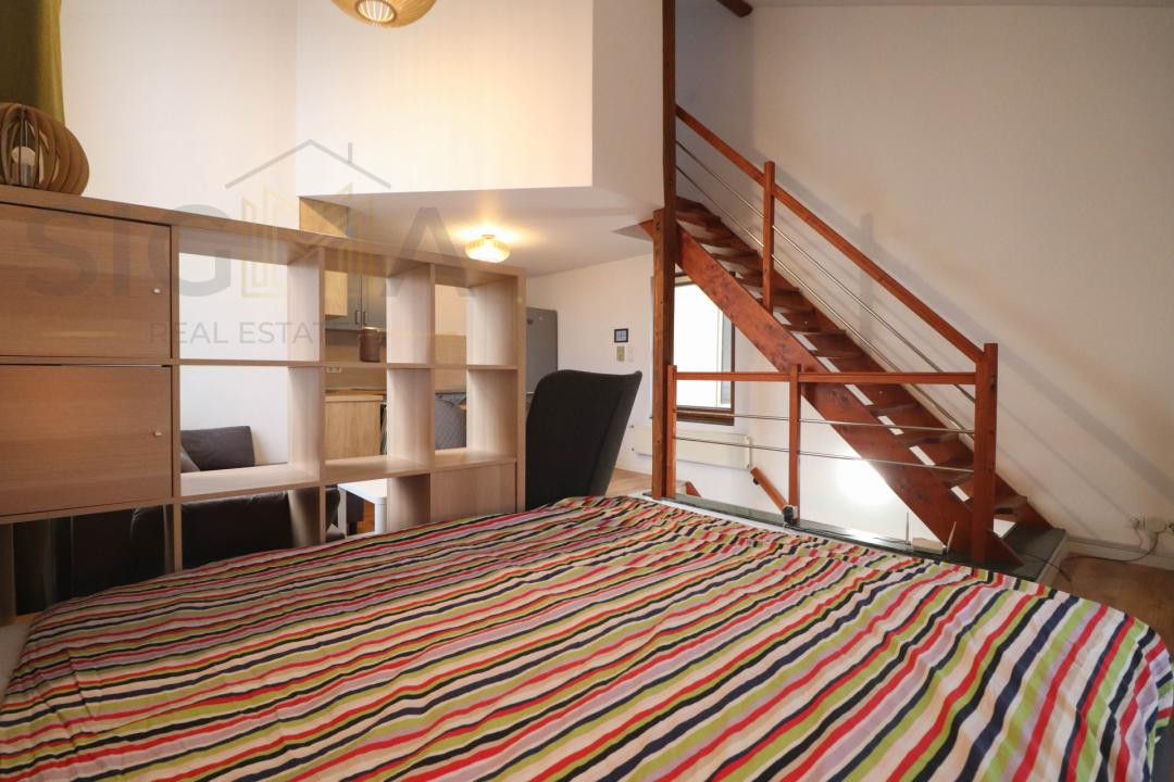 Apartament cochet la casa, parcare, zona semicentrala!