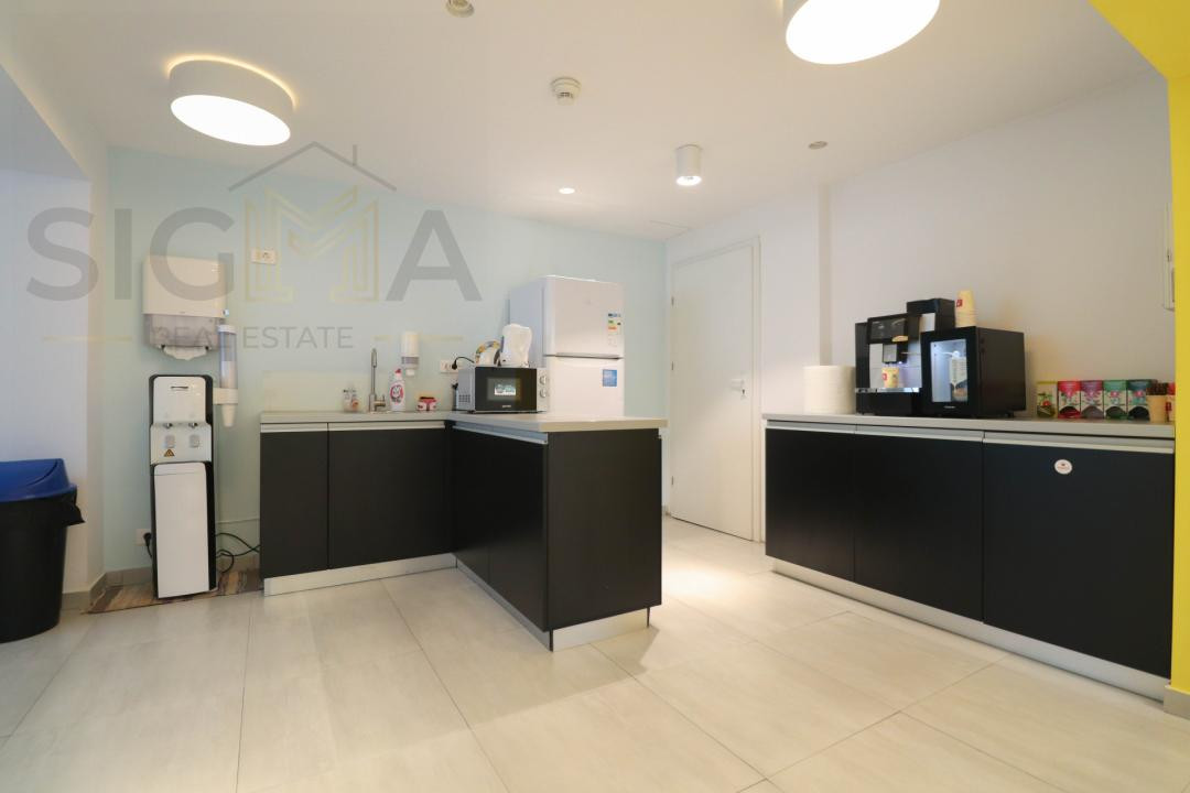 Spatiu de birou 44 mp + parti comune, utilitati incluse!