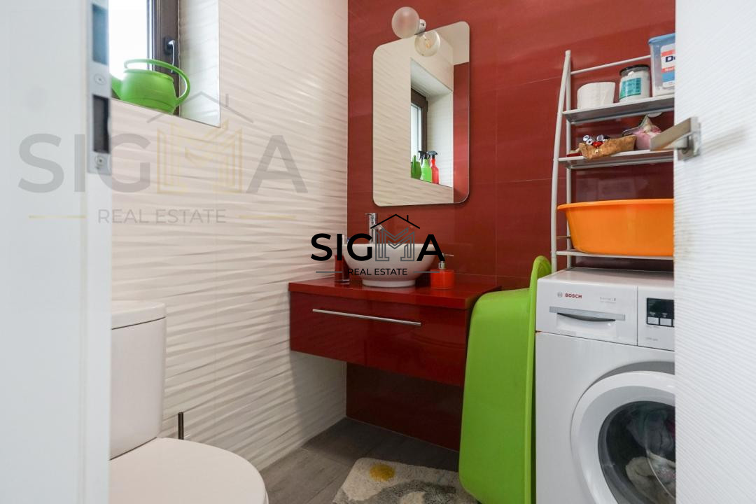 Casa cuplata, Borhnaci, finisata, 5 camere la cheie!