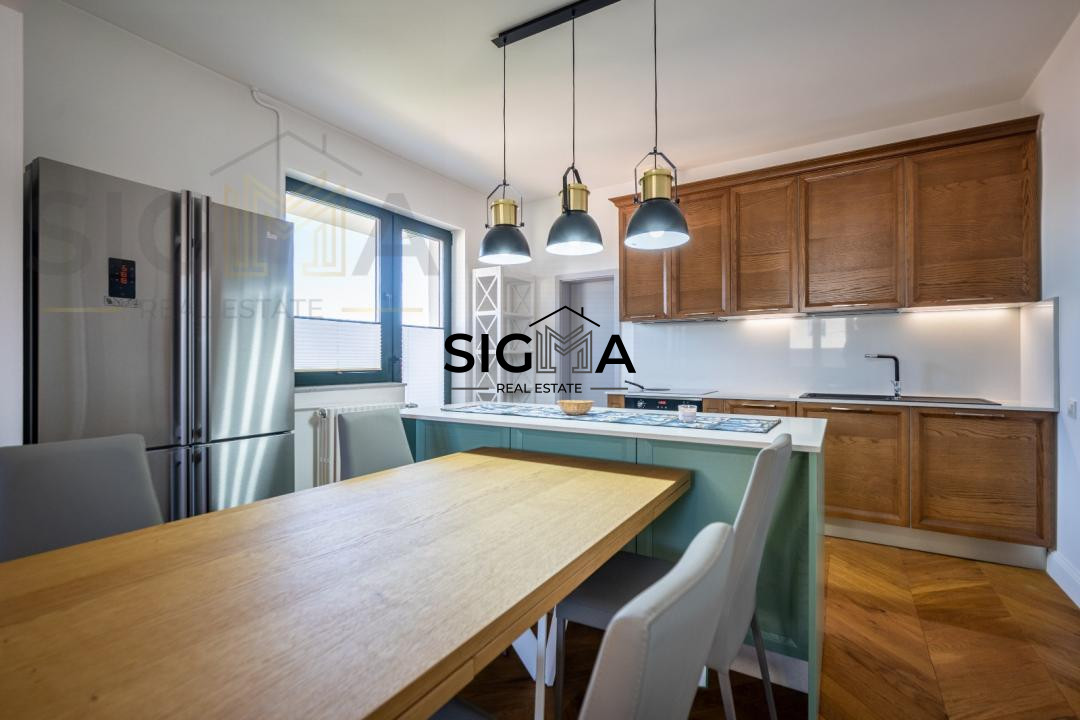 Apartament central, 4 camere, 146 mp, langa UMF si Casa de Cultura a Studentilor