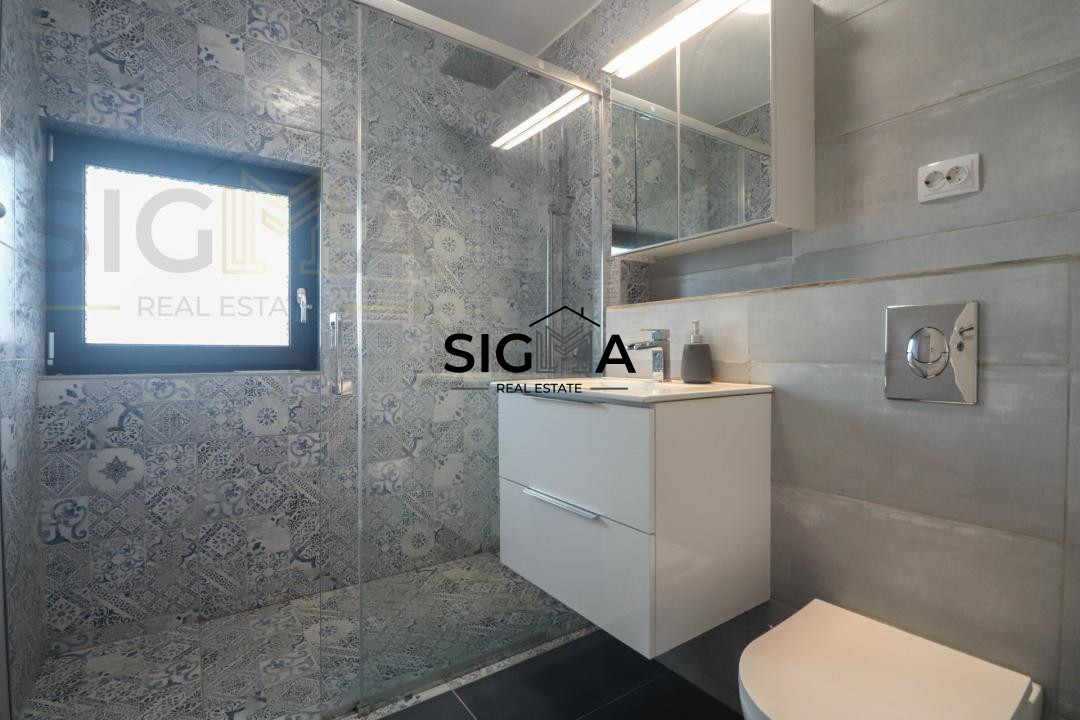 Apartament in vila, curte proprie, in Borhanci!