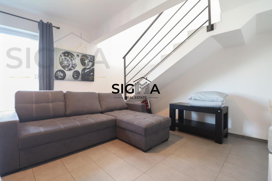 Apartament tip duplex, in zona semicentrala, cu terasa!