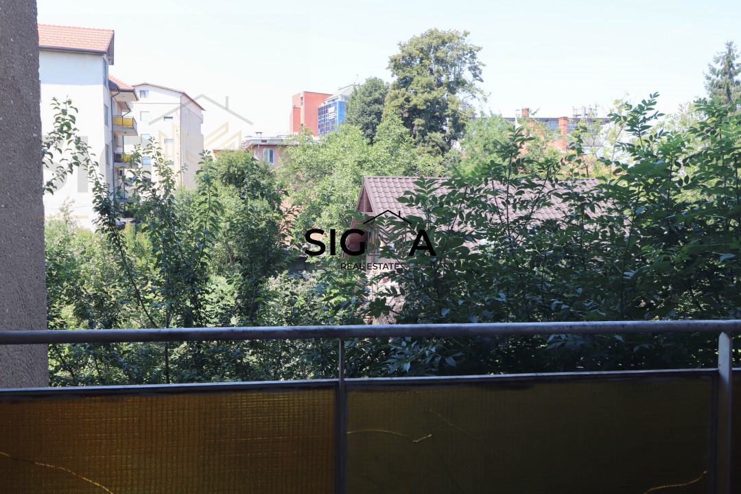 Apartament cu 3 camere de inchiriat, zona UMF!