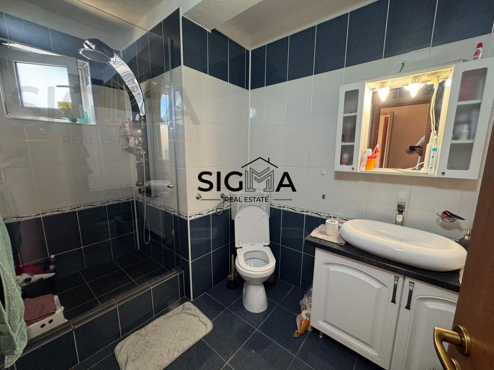 Apartament cu 3 camere de inchiriat, terasa, zona UMF!