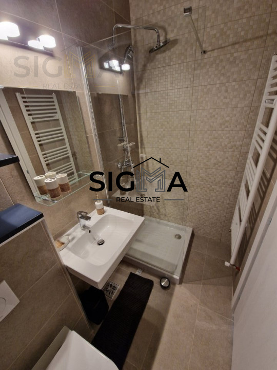 Apartament de inchiriat cu 3 camere zona Semicentrala